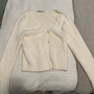 Abercrombie & Fitch sweater
